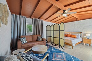 1 chambre, fer et planche à repasser, Wi-Fi, literie fournie