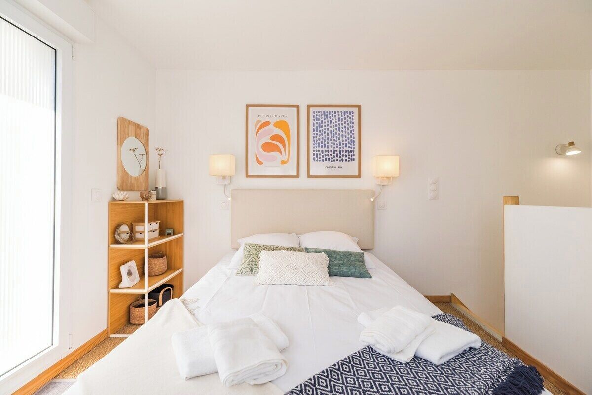 1 sovrum, internet och sängkläder