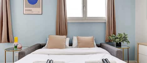 1 slaapkamer, een strijkplank/strijkijzer, reisbedje, wifi