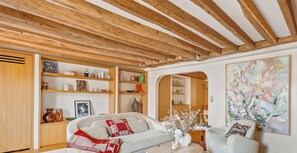 TV, offices - Luxury A/C Apt - 4P/2BDR - Champs-Elysées (Paris)