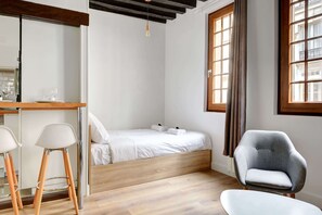 1 bedroom, travel crib, WiFi, bed sheets