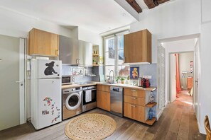 Microwave, oven, stovetop, dishwasher