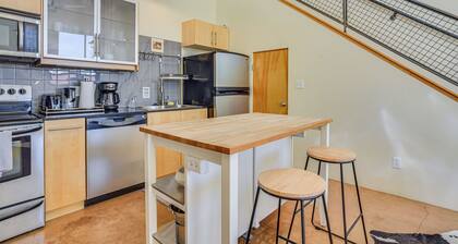 Modern Santa Fe Desert Loft w/ Fireplace!