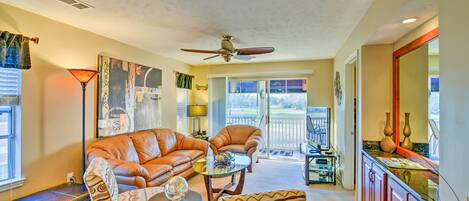 Apartment (2 Bedrooms) | Front of property