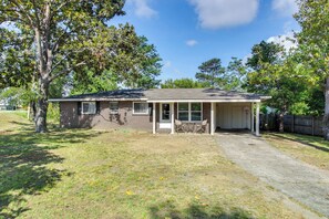House (3 Bedrooms) | Interior - 7 Mi to Dtwn: Family-friendly Augusta Home w/ Yard (Augusta)