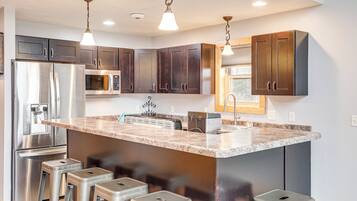 Nhà (3 Bedrooms) | Nội thất