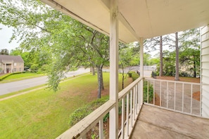 Interior - Spacious Home Half-mi to Oaklawn: WFH Friendly! (Hot Springs)
