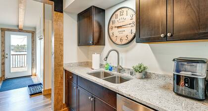Family-friendly Lakefront Retreat in Tomahawk!