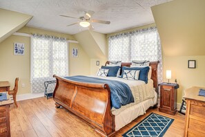 House (2 Bedrooms) | Interior