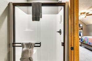 Nhà (Multiple Bedrooms) | Nội thất
