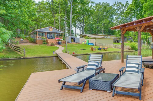 Private Dock + Porch: Lakefront Retreat in Cobb!