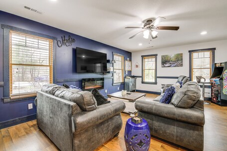 House (1 Bedroom) | Front of property. 1 Mi to Gatlinburg Strip: Cozy Cabin w/ Hot Tub!