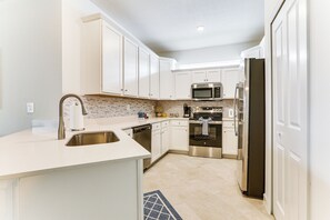 Casa (2 Bedrooms) | Interior