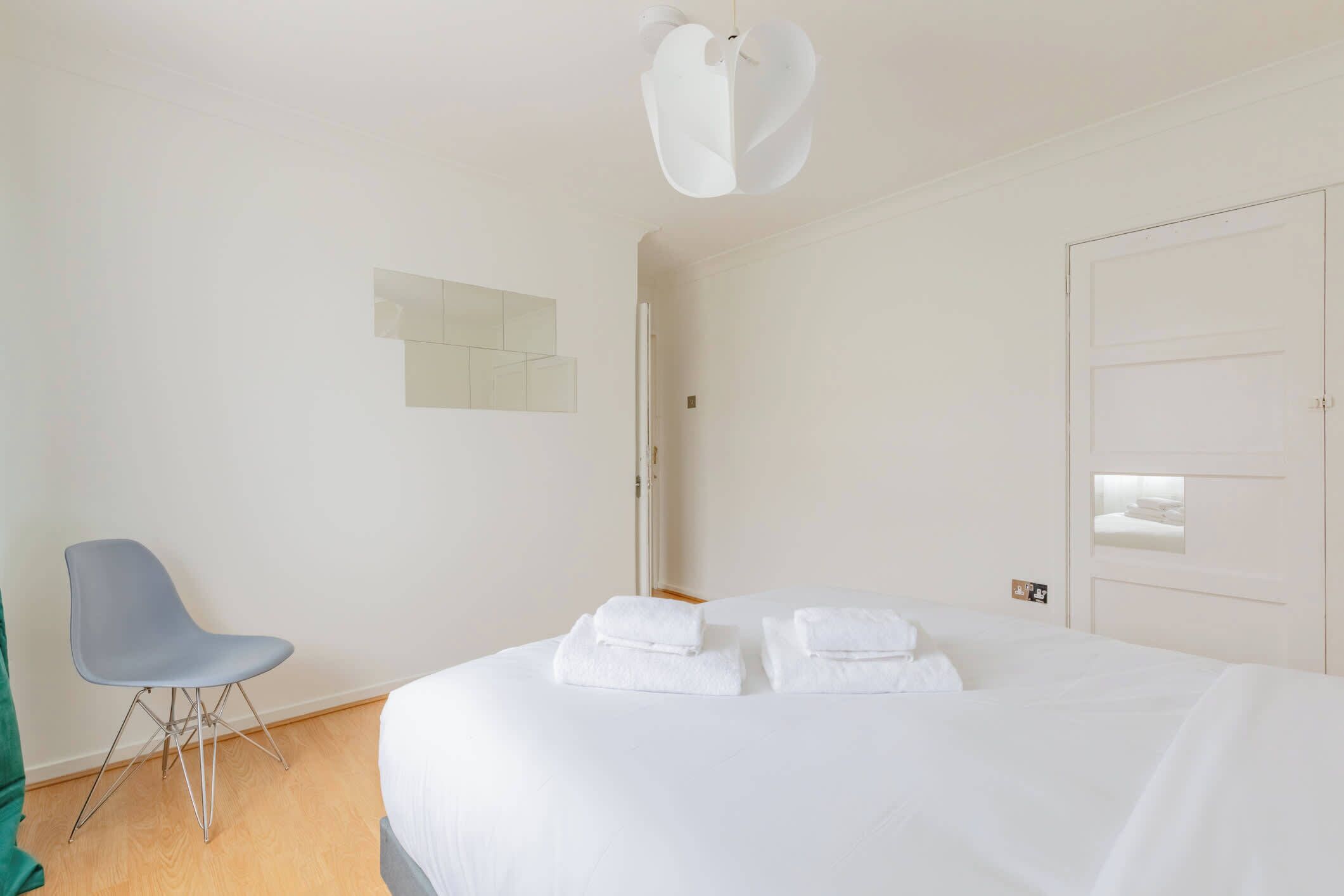 4 chambres, bureau, fer et planche à repasser, Wi-Fi