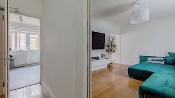 TV, books, stereo, offices