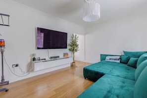 TV, stereo, offices