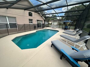 Pool - South Facing updated Southern Dunes Villa (Haines City)