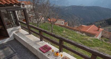Arachova Nest in the Village by GHH