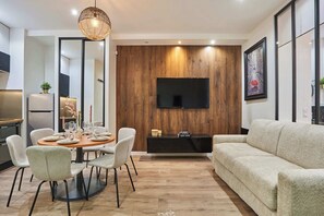 Smart TV, offices