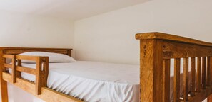 WiFi, bed sheets