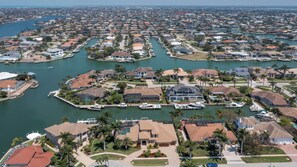 منظر من الجو على ارتفاع عالٍ