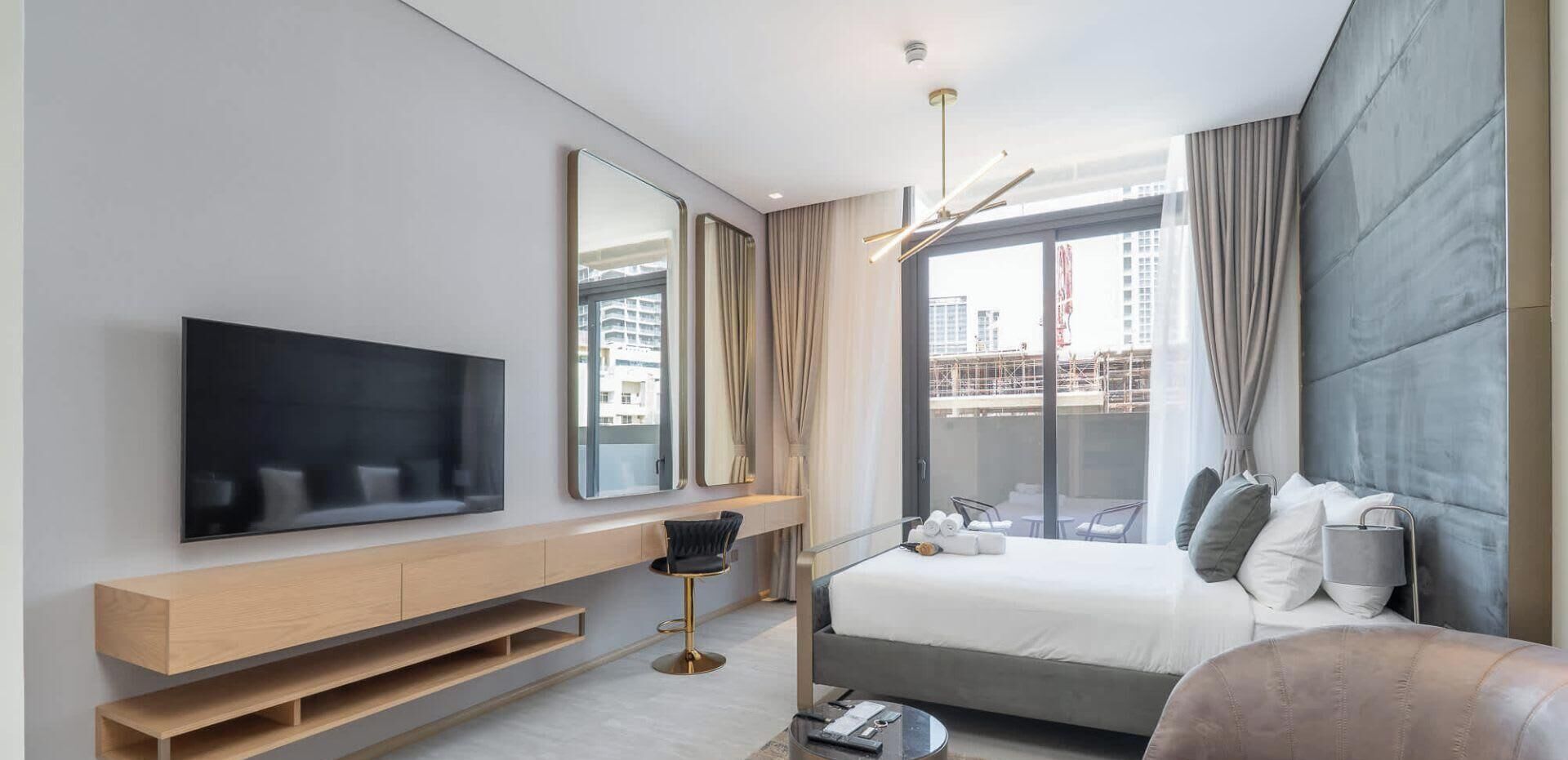 Iron/ironing board, WiFi