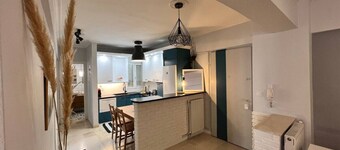 Homevision - Galerius Arch Condo