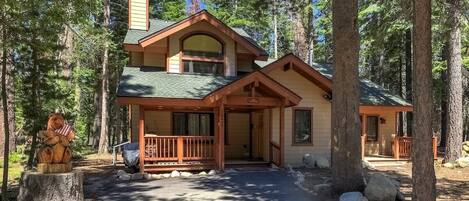 ハウス 4 ベッドルーム | 外観