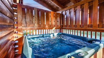 Cabin, 2 Bedrooms | Outdoor spa tub