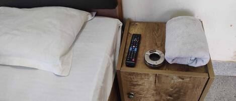 Standard Room, Non Smoking, Mountain View