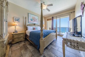 2 bedrooms, iron/ironing board, Internet, bed sheets - Stunning 22nd Floor Condominium with spectacular views of the Gulf of Mexico (Panama City Beach)