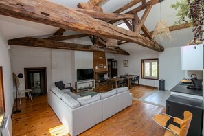 Smart TV - TIME GOLD (Ars-sur-Formans)