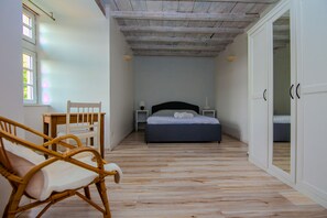 4 Schlafzimmer, BĂŒgeleisen/BĂŒgelbrett, WLAN, BettwĂ€sche