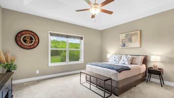 4 bedrooms, iron/ironing board, WiFi, bed sheets