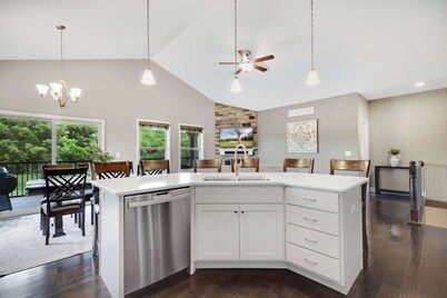 Fairway Lake Retreat