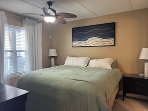 2 chambres, fer et planche à repasser, Wi-Fi, literie fournie