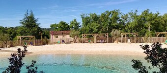 ZEcamping chiens acceptés mobil-home TV 26m2 5 pers