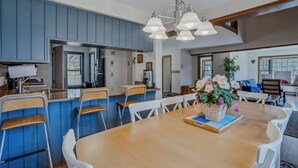Unclassified image, 2 of 40, button - Game Room Condo, Sugar Hill, Pet-Friendly (Quechee)