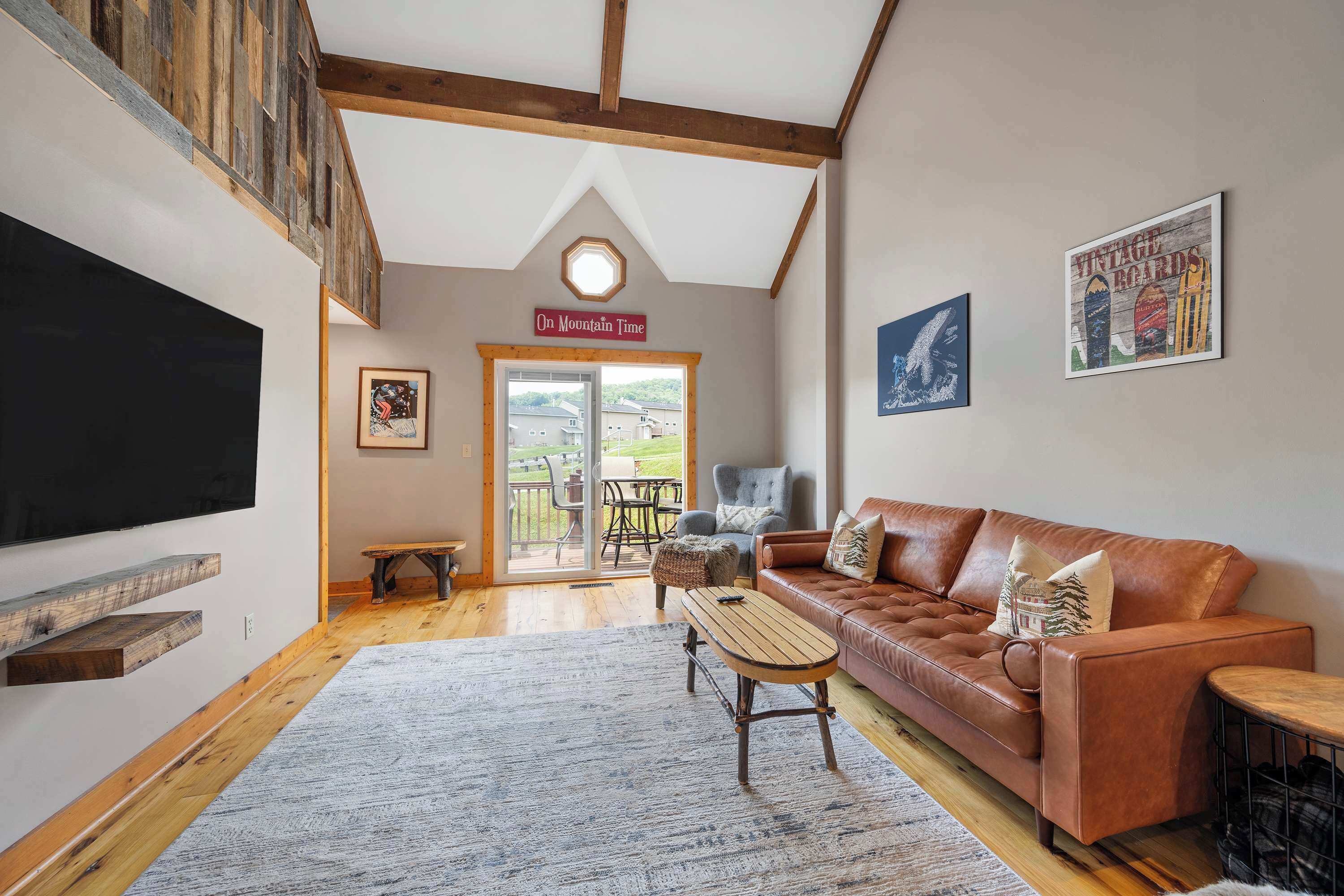 TV, fireplace, video games, stereo