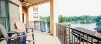 Luxury condo with pool. Bridgewater Pointe