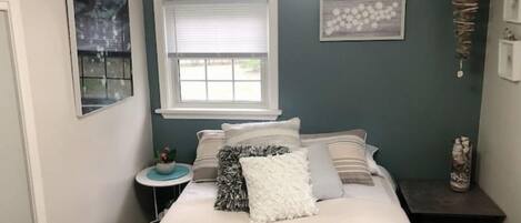 1 室のベッドルーム、WiFi、ベッドシーツ