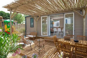 Outdoor dining - Camping 4 étoiles - Piscine  - ccbbede (Agde)