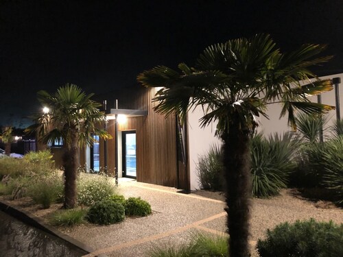 Comfortable lodge with jacuzzi in Sainte Foy near Sables d'Olonne