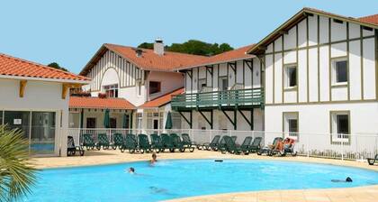 Appartement 3 étoiles - Piscine - ccbbdde