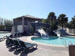 Inomhuspool och uppvärmd pool