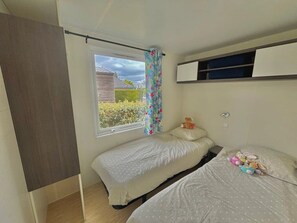 4 bedrooms, WiFi