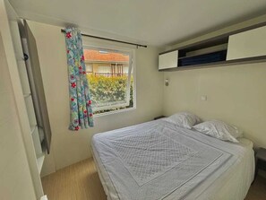 3 bedrooms - Camping 3 étoiles - ccbbe0f (Sigean)