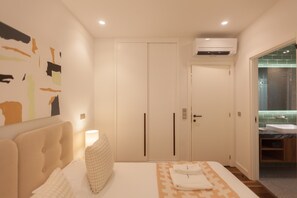 1 bedroom, iron/ironing board, free WiFi, bed sheets