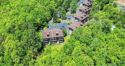 Wildwood Refuge-Secluded-Incredible Views-Peaceful