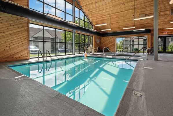 Piscine intérieure, piscine chauffée